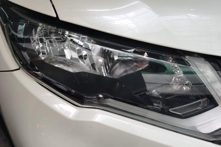 Used Nissan X-Trail 2017 2.0L CVT Comfort Edition 2WD Right Front Headlight