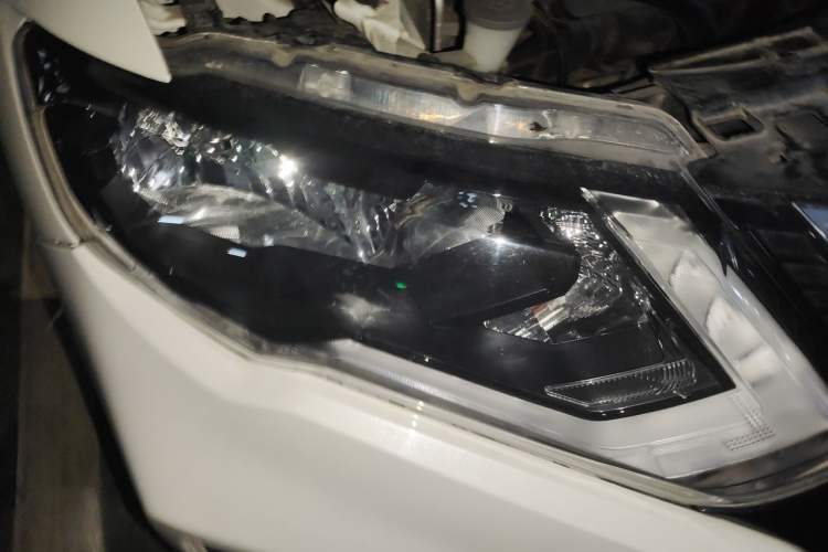 Used Nissan X-Trail 2017 2.0L CVT Comfort Edition 2WD Right Front Headlight