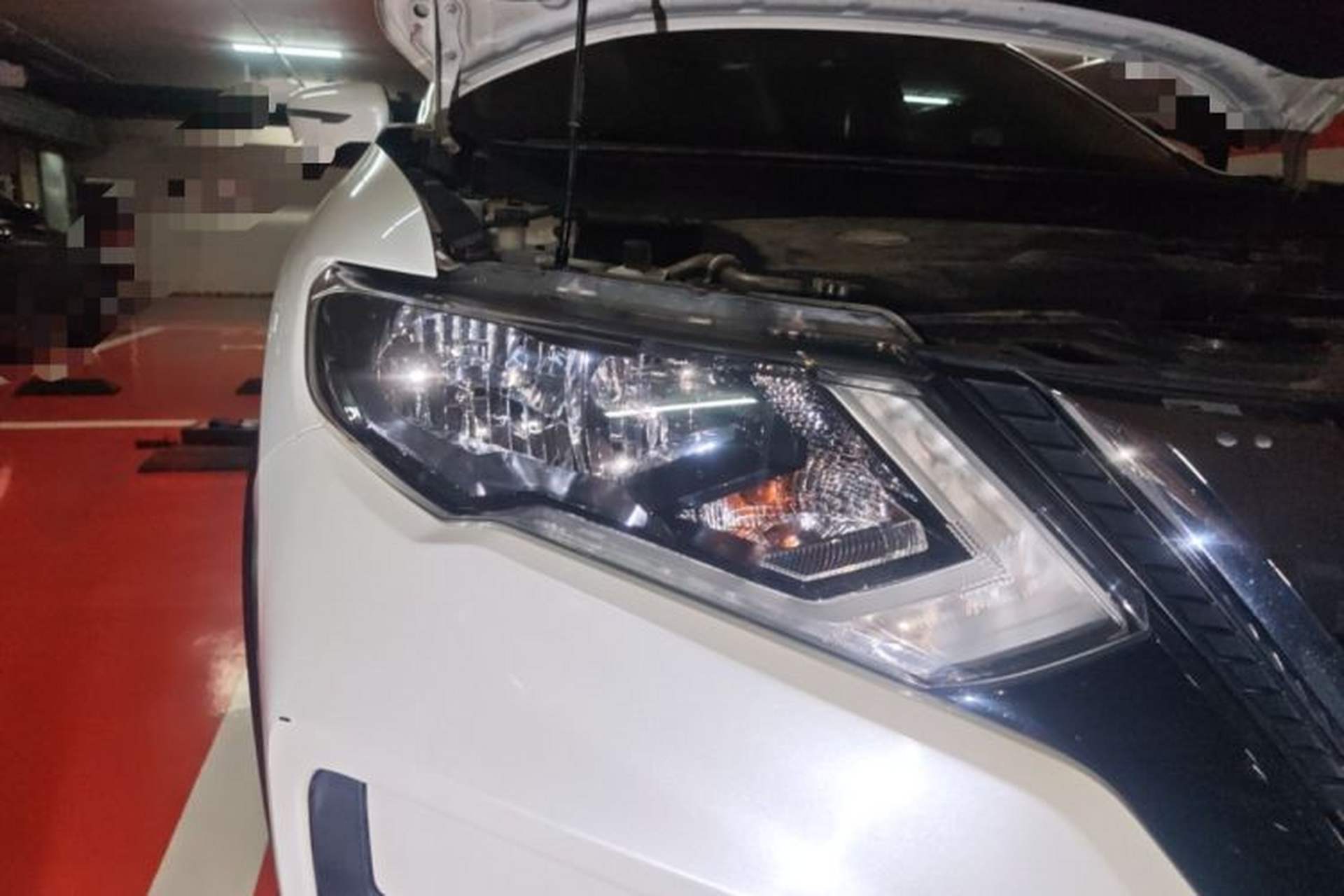 Used Nissan X-Trail 2017 2.0L CVT Comfort Edition 2WD Right Front Headlight