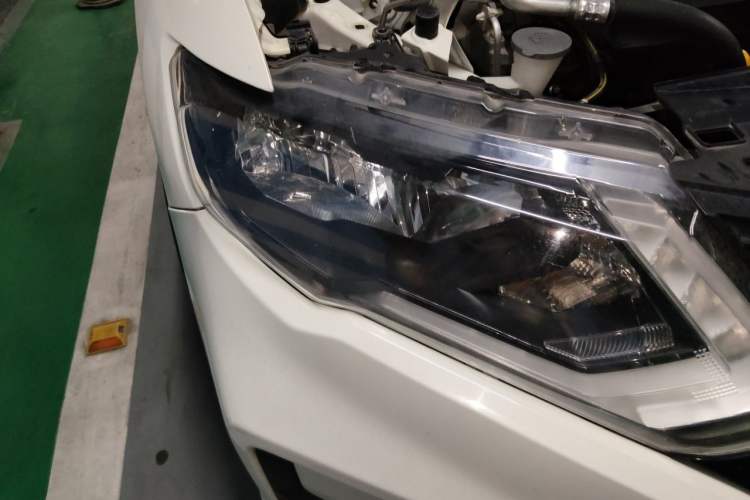 Used Nissan X-Trail 2017 2.0L CVT Comfort Edition 2WD Right Front Headlight