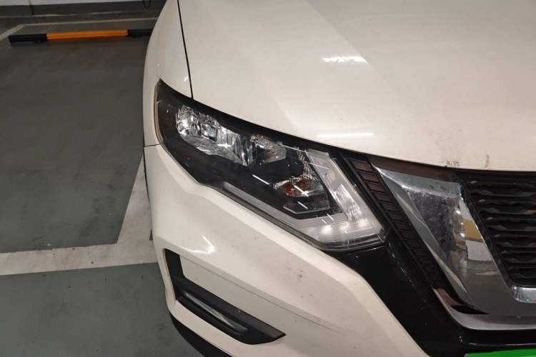 Used Nissan X-Trail 2017 2.0L CVT Comfort Edition 2WD Right Front Headlight