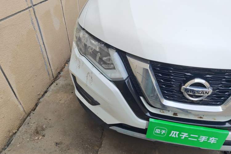 Used Nissan X-Trail 2017 2.0L CVT Comfort Edition 2WD Right Front Headlight
