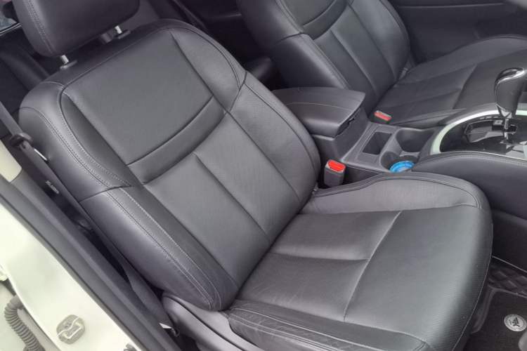 Used Nissan X-Trail 2017 2.0L CVT Comfort Edition 2WD Right Front Seat