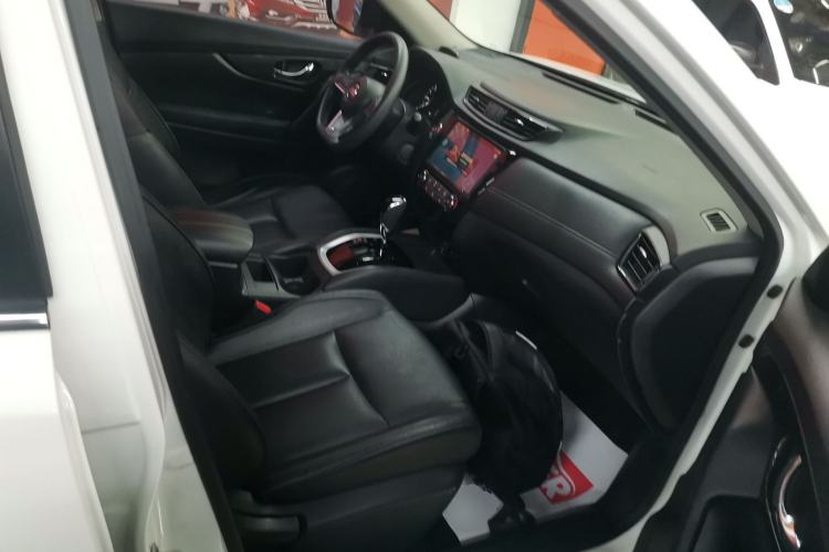 Used Nissan X-Trail 2017 2.0L CVT Comfort Edition 2WD Right Front Seat