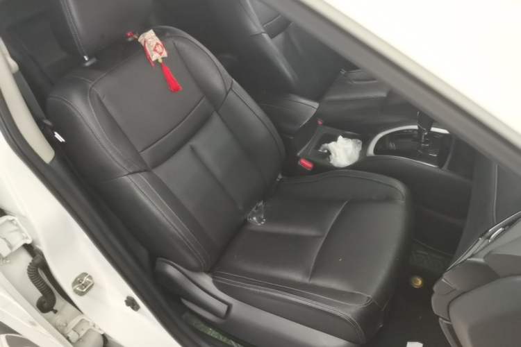 Used Nissan X-Trail 2017 2.0L CVT Comfort Edition 2WD Right Front Seat