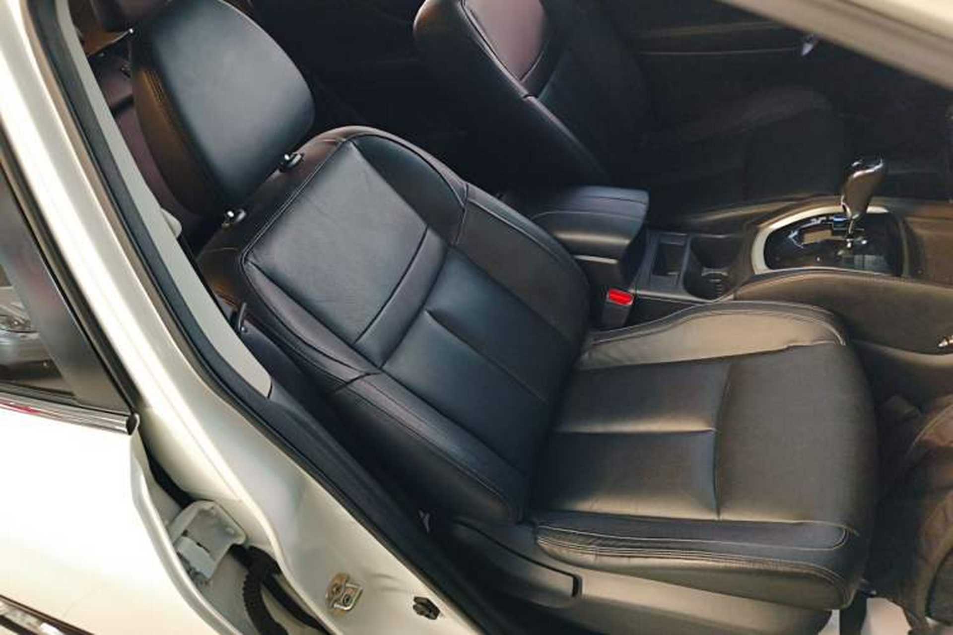 Used Nissan X-Trail 2017 2.0L CVT Comfort Edition 2WD Right Front Seat