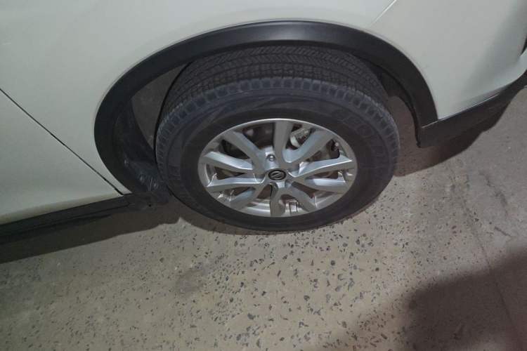 Used Nissan X-Trail 2017 2.0L CVT Comfort Edition 2WD Right Front Wheel Hub
