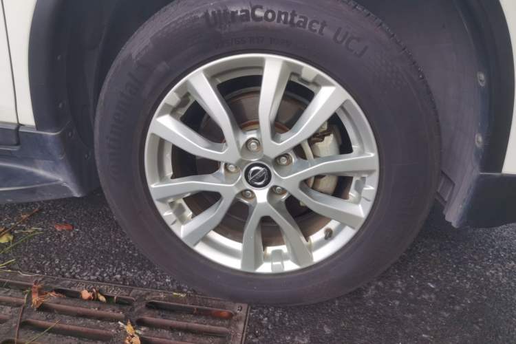 Used Nissan X-Trail 2017 2.0L CVT Comfort Edition 2WD Right Front Wheel Hub