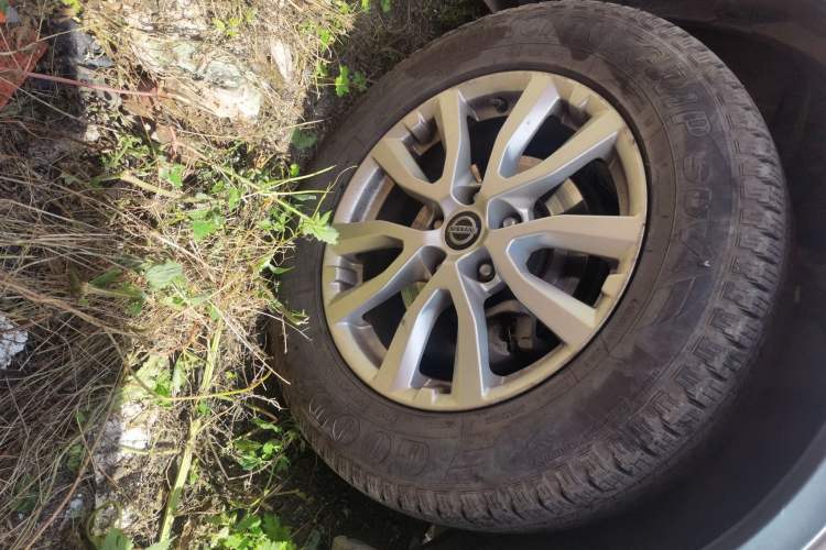 Used Nissan X-Trail 2017 2.0L CVT Smart Enjoyment Version 2WD Right Front Wheel Hub