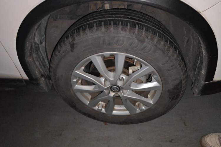 Used Nissan X-Trail 2017 2.0L CVT Smart Enjoyment Version 2WD Right Front Wheel Hub