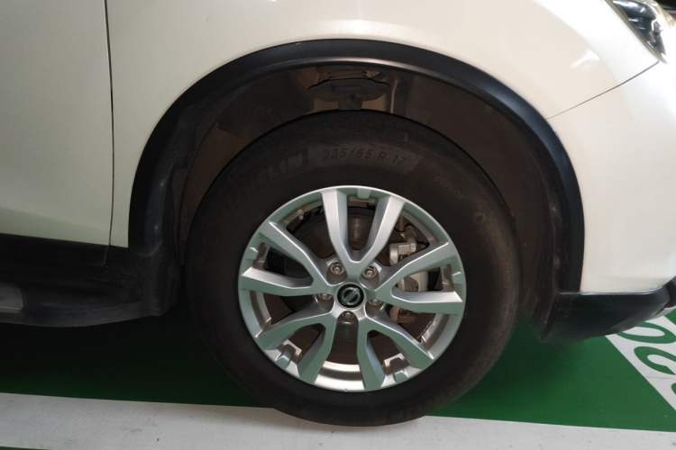 Used Nissan X-Trail 2017 2.0L CVT Comfort Edition 2WD Right Front Wheel Hub