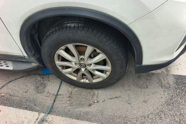 Used Nissan X-Trail 2017 2.0L CVT Comfort Edition 2WD Right Front Wheel Hub