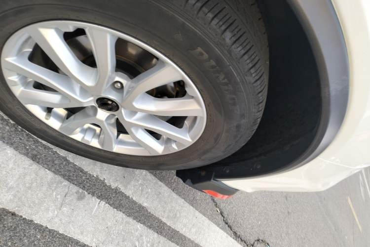 Used Nissan X-Trail 2017 2.0L CVT Comfort Edition 2WD Right Front Wheel Hub