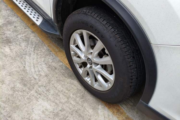 Used Nissan X-Trail 2017 2.0L CVT Comfort Edition 2WD Right Front Wheel Hub