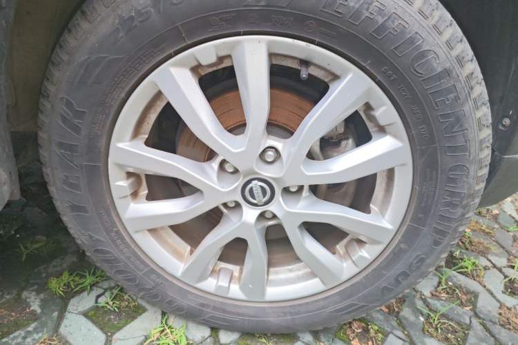 Used Nissan X-Trail 2017 2.0L CVT Smart Enjoyment Version 2WD Right Front Wheel Hub
