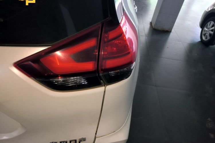 Used Nissan X-Trail 2017 2.0L CVT Comfort Edition 2WD Right Rear Taillight