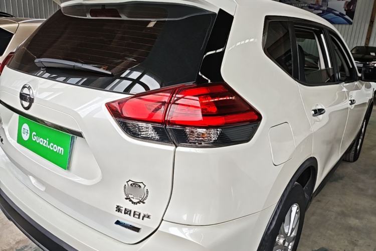Used Nissan X-Trail 2017 2.0L CVT Comfort Edition 2WD Right Rear Taillight