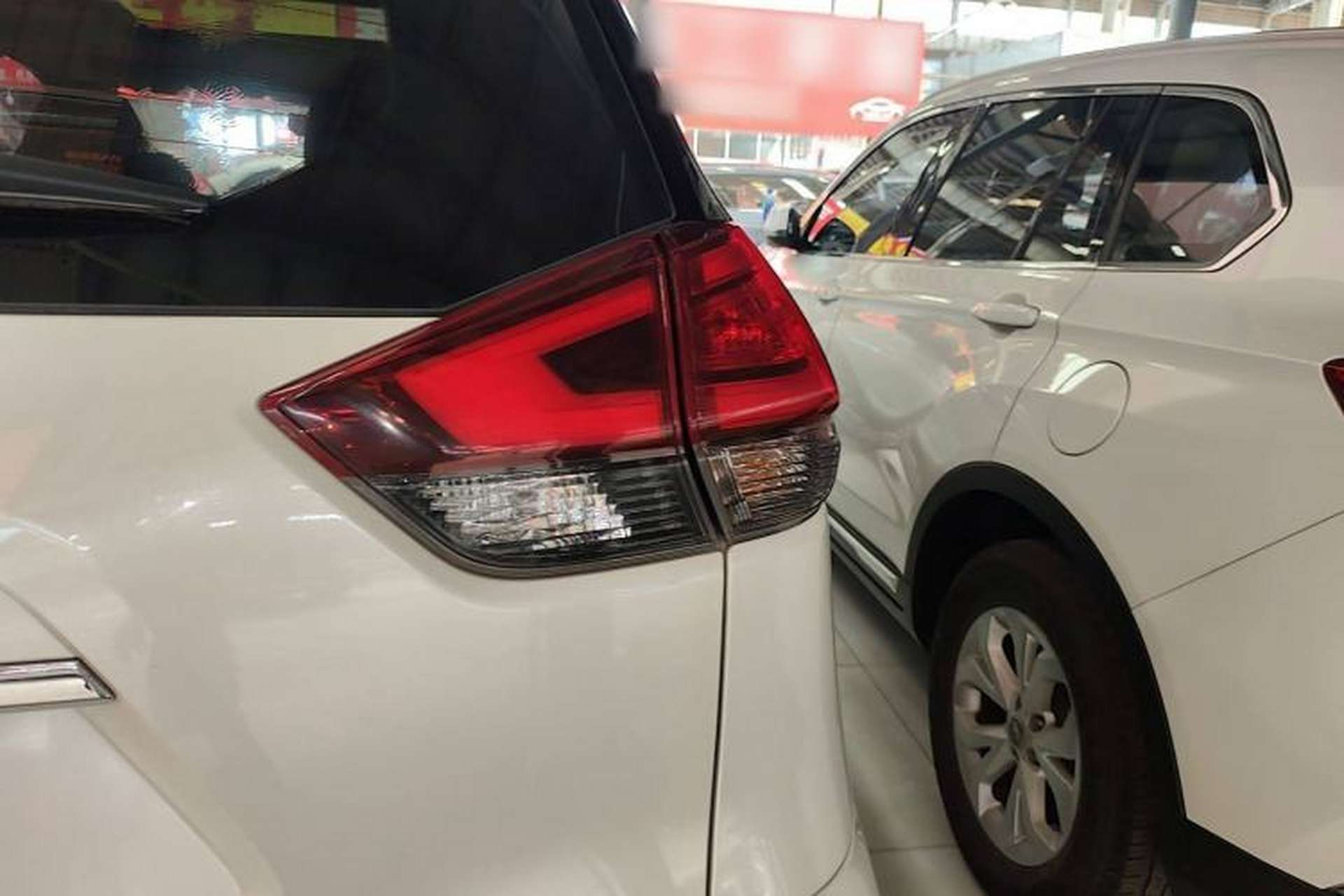Used Nissan X-Trail 2017 2.0L CVT Comfort Edition 2WD Right Rear Taillight