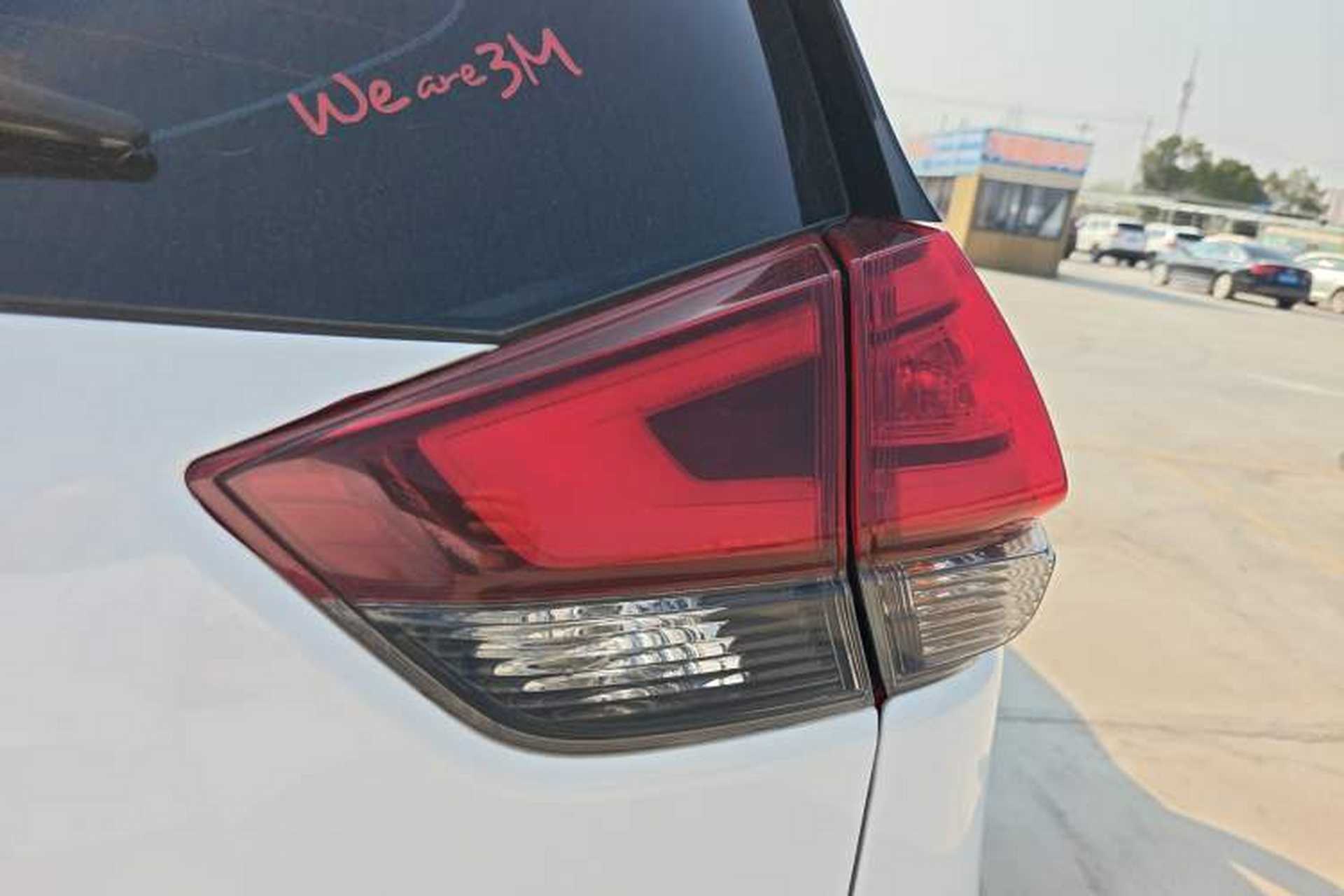 Used Nissan X-Trail 2017 2.0L CVT Comfort Edition 2WD Right Rear Taillight