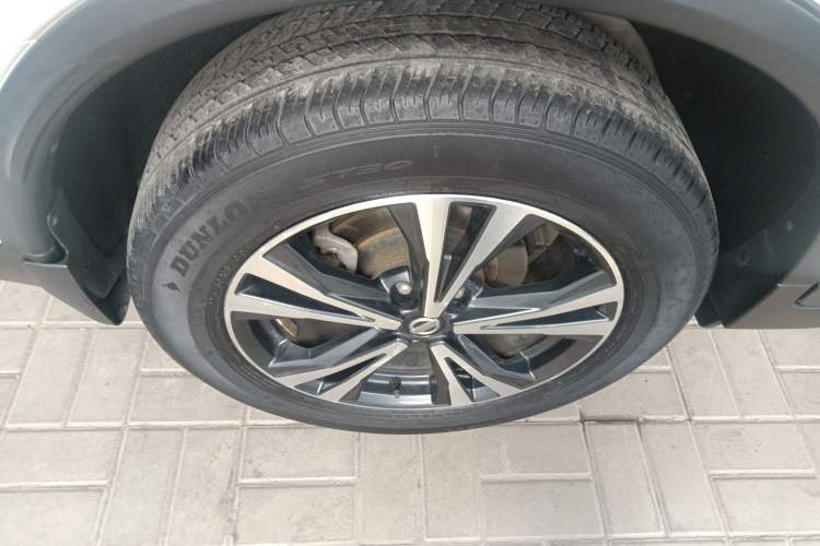 Used Nissan X-Trail 2017 2.5L CVT Luxury Edition 4WD Right Rear Wheel Hub