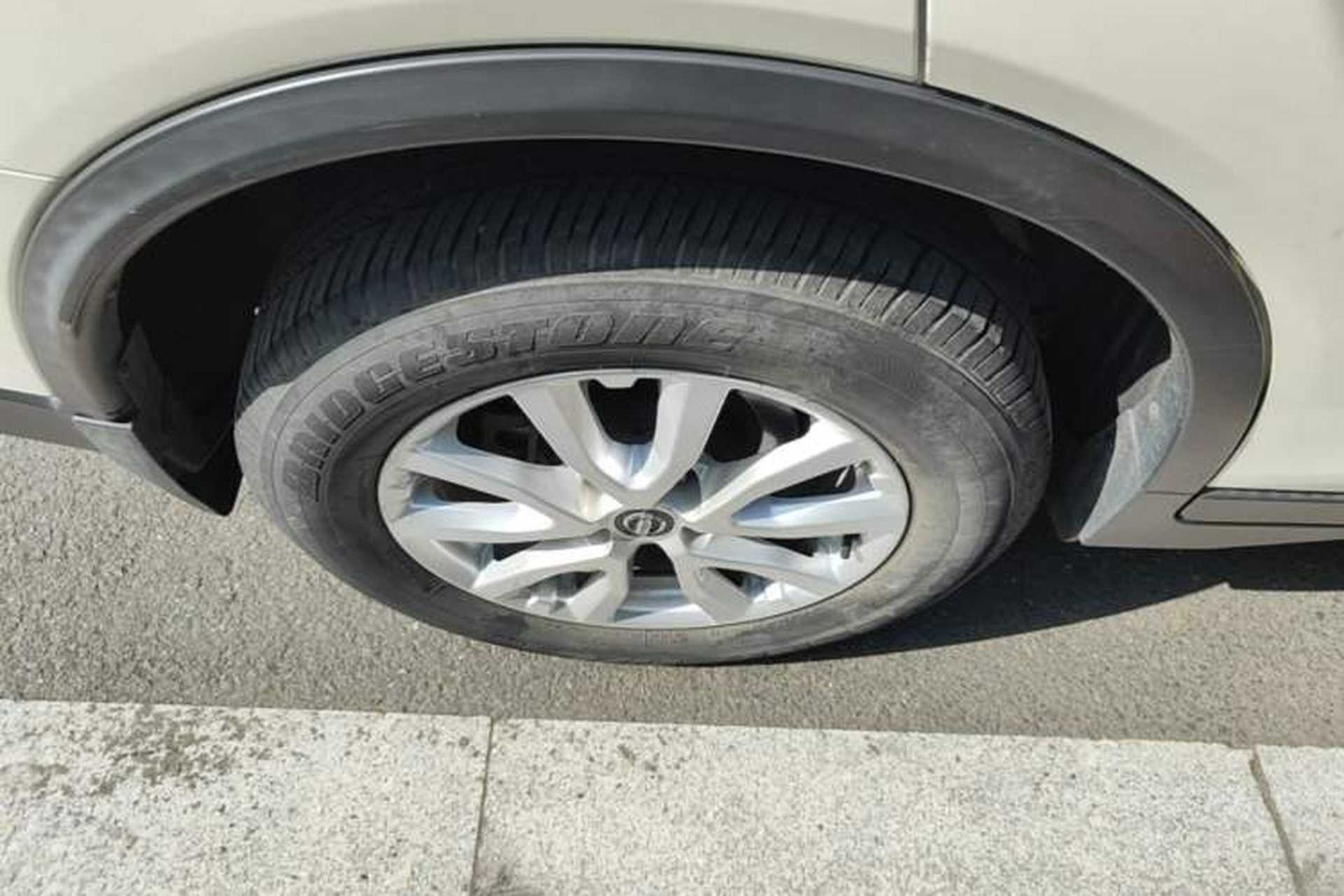 Used Nissan X-Trail 2017 2.0L CVT Comfort Edition 2WD Right Rear Wheel Hub
