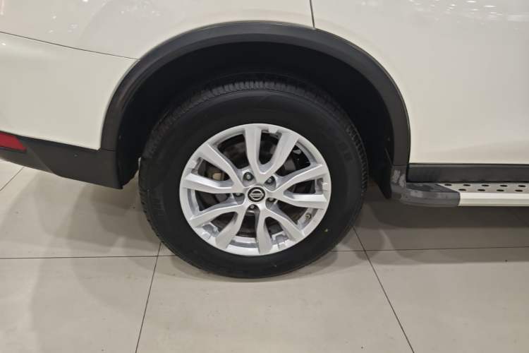Used Nissan X-Trail 2017 2.0L CVT Comfort Edition 2WD Right Rear Wheel Hub