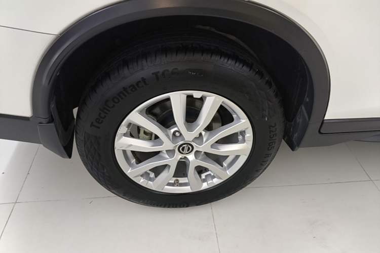 Used Nissan X-Trail 2017 2.0L CVT Comfort Edition 2WD Right Rear Wheel Hub