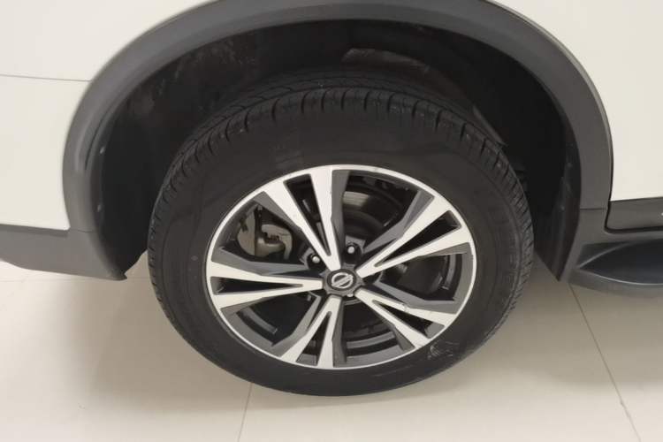 Used Nissan X-Trail 2017 2.5L CVT Luxury Edition 4WD Right Rear Wheel Hub