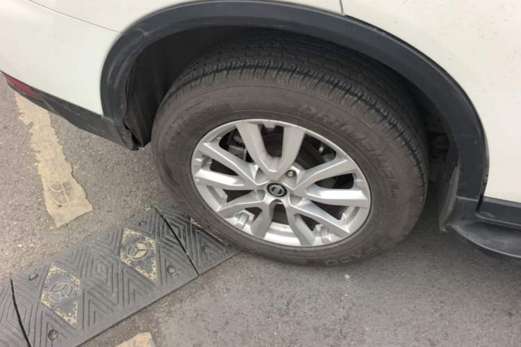 Used Nissan X-Trail 2017 2.0L CVT Comfort Edition 2WD Right Rear Wheel Hub