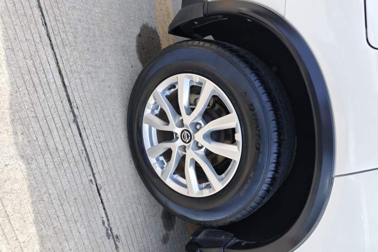 Used Nissan X-Trail 2017 2.0L CVT Comfort Edition 2WD Right Rear Wheel Hub