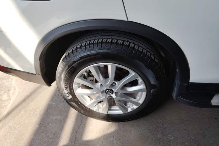 Used Nissan X-Trail 2017 2.0L CVT 7-Seater Comfort Edition 2WD Right Rear Wheel Hub