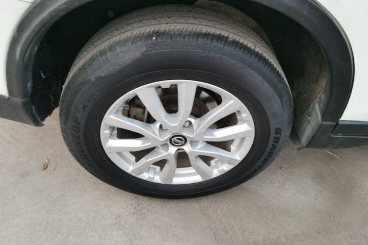 Used Nissan X-Trail 2017 2.0L CVT Comfort Edition 2WD Right Rear Wheel Hub