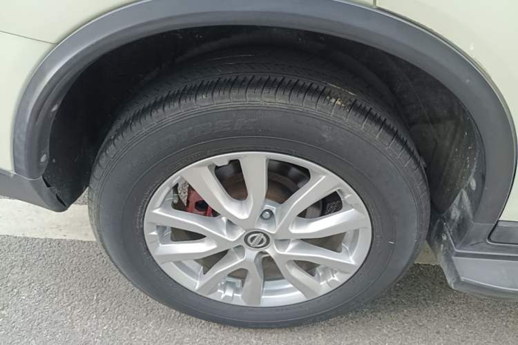 Used Nissan X-Trail 2017 2.0L CVT Comfort Edition 2WD Right Rear Wheel Hub
