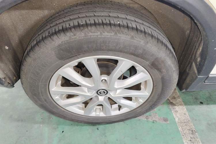 Used Nissan X-Trail 2017 2.0L CVT Comfort Edition 2WD Right Rear Wheel Hub