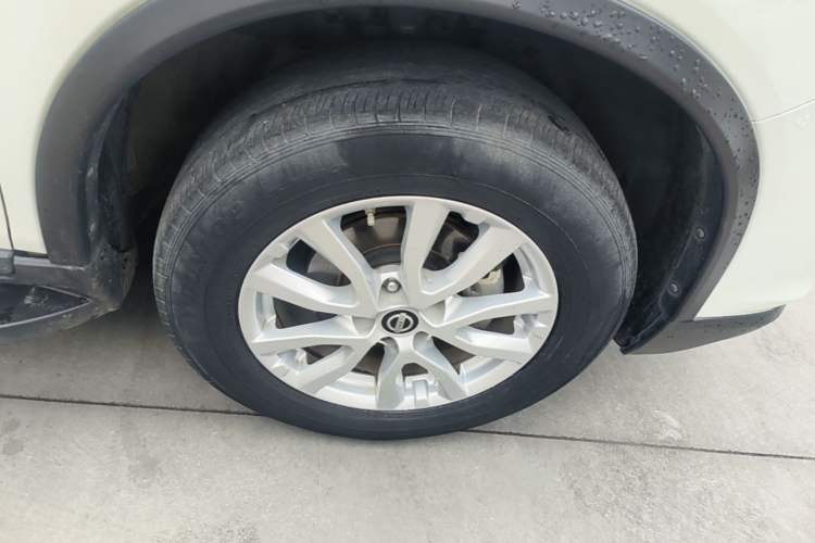 Used Nissan X-Trail 2017 2.0L CVT Comfort Edition 2WD Right Rear Wheel Hub