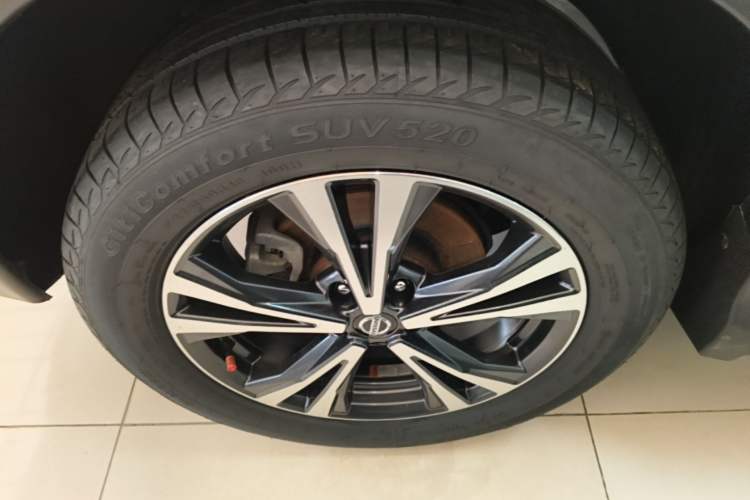 Used Nissan X-Trail 2017 2.5L CVT Luxury Edition 4WD Right Rear Wheel Hub