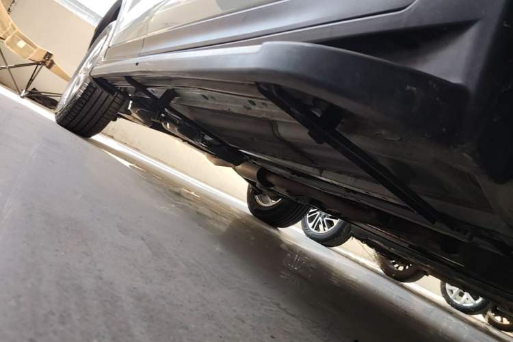 Used Nissan X-Trail 2017 2.0L CVT 7-Seater Comfort Edition 2WD Right Side Sill