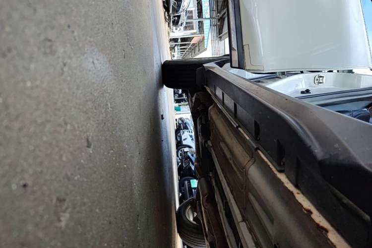 Used Nissan X-Trail 2017 2.5L CVT Luxury Edition 4WD Right Side Sill