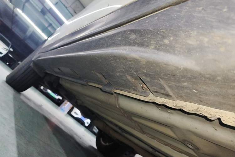Used Nissan X-Trail 2017 2.0L CVT Comfort Edition 2WD Right Side Sill