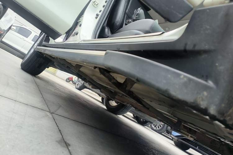 Used Nissan X-Trail 2017 2.0L CVT Comfort Edition 2WD Right Side Sill