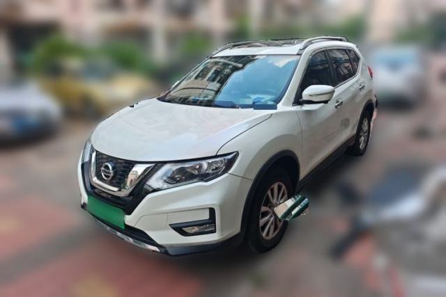 Ojetý Nissan X-Trail 2017 2.0L CVT Comfort Edition 2WD