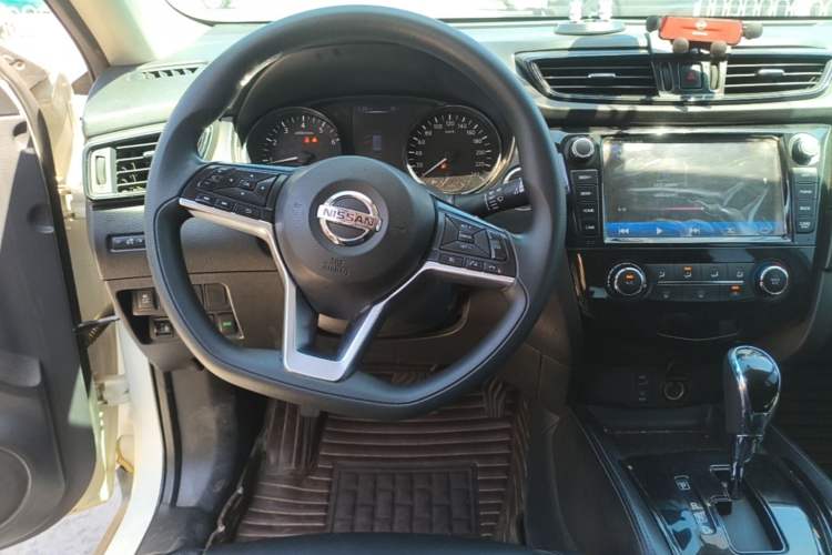 Used Nissan X-Trail 2017 2.0L CVT Comfort Edition 2WD Steering Wheel