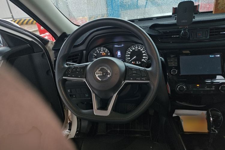 Used Nissan X-Trail 2017 2.0L CVT Comfort Edition 2WD Steering Wheel