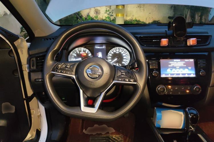 Used Nissan X-Trail 2017 2.0L CVT Comfort Edition 2WD Steering Wheel