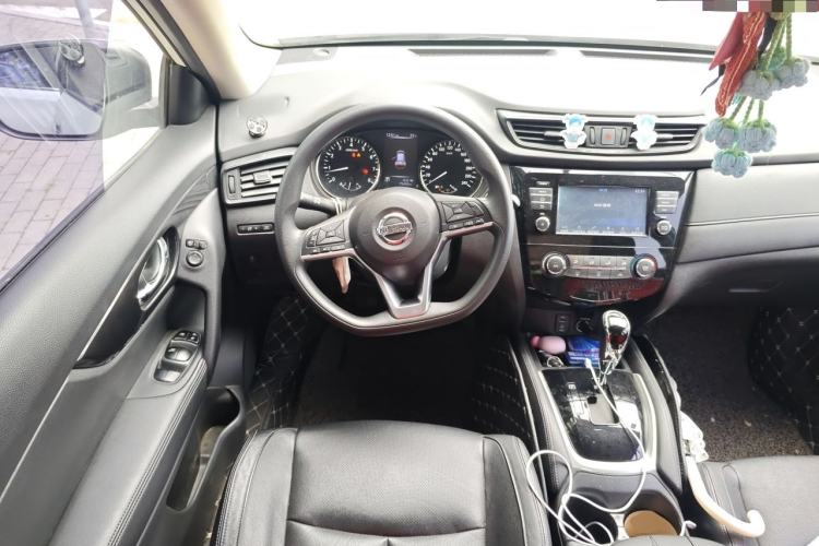 Used Nissan X-Trail 2017 2.0L CVT Comfort Edition 2WD Steering Wheel