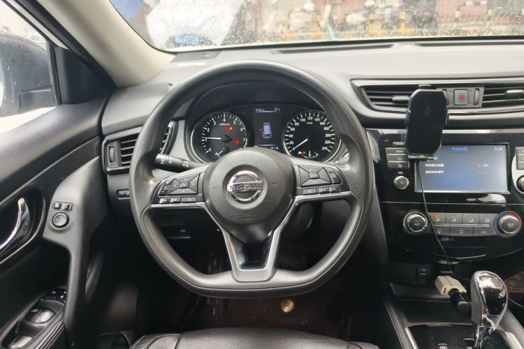 Used Nissan X-Trail 2017 2.0L CVT Comfort Edition 2WD Steering Wheel