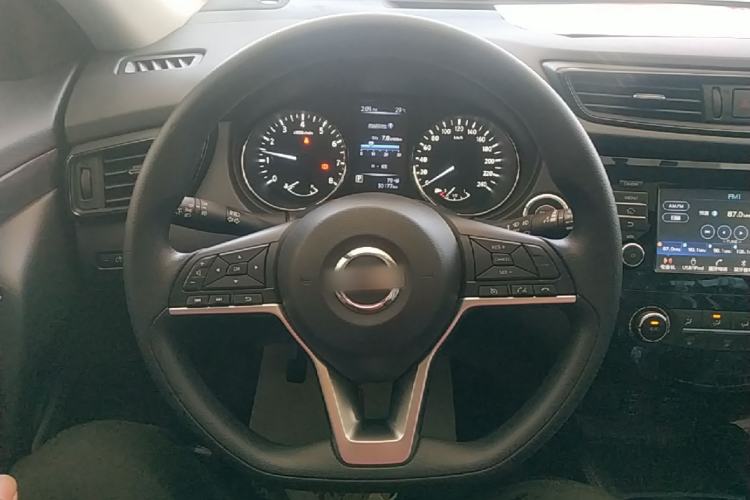 Used Nissan X-Trail 2017 2.0L CVT Comfort Edition 2WD Steering Wheel