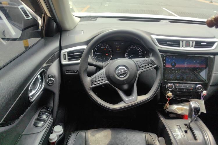 Used Nissan X-Trail 2017 2.0L CVT Comfort Edition 2WD Steering Wheel