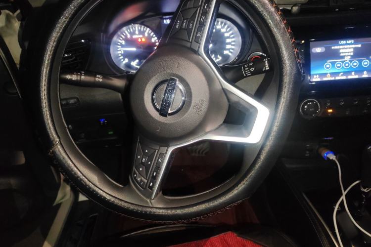 Used Nissan X-Trail 2017 2.0L CVT Comfort Edition 2WD Steering Wheel