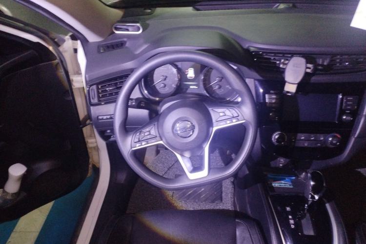 Used Nissan X-Trail 2017 2.0L CVT Comfort Edition 2WD Steering Wheel